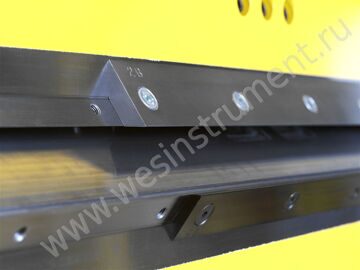 Beams and variable supplementary rails made of Hardox 400 material (1250 Nmm¤)